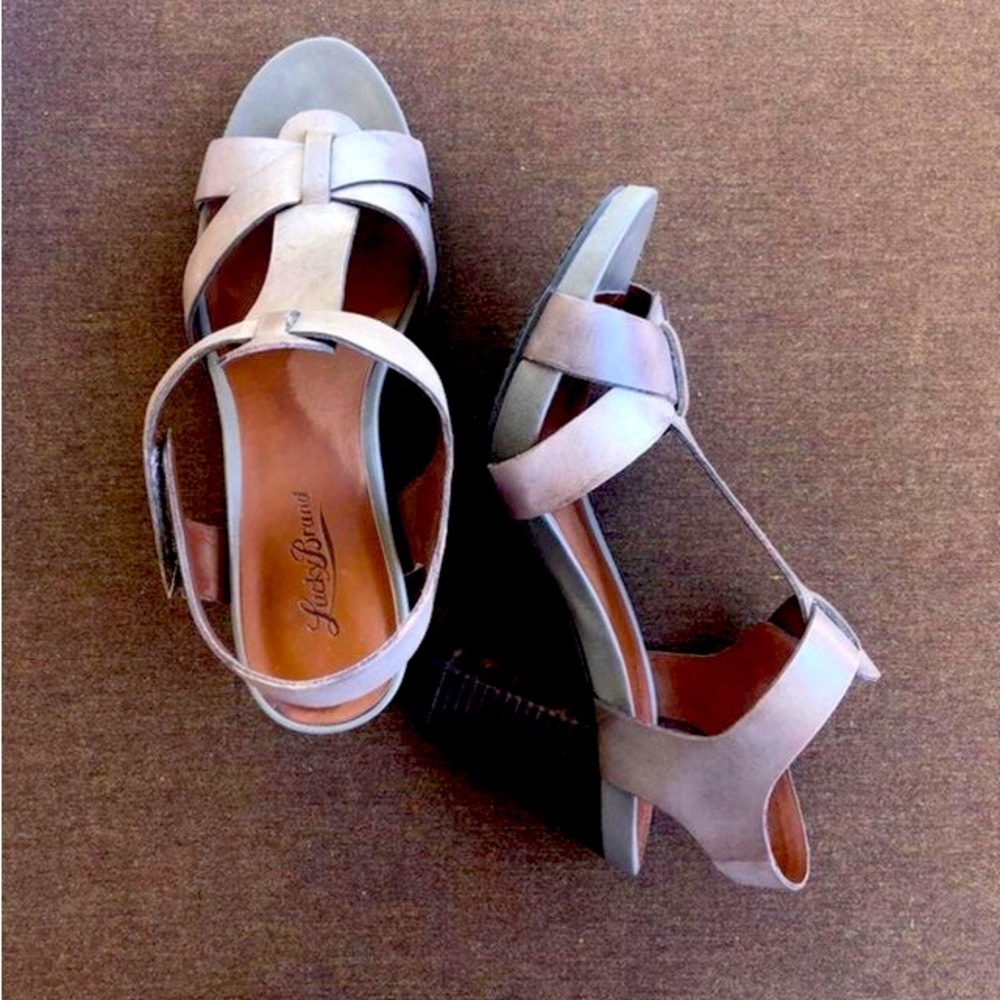 Women’s LUCKY shoes size 8